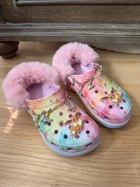 CROCS WOMEN POKEMON